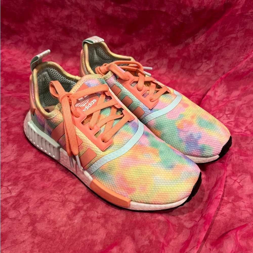 Adidas rainbow Tie-dye NMD R1 sneakers, Women’s size 7.5/EUR38